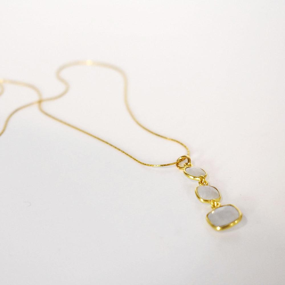COLLIER 2