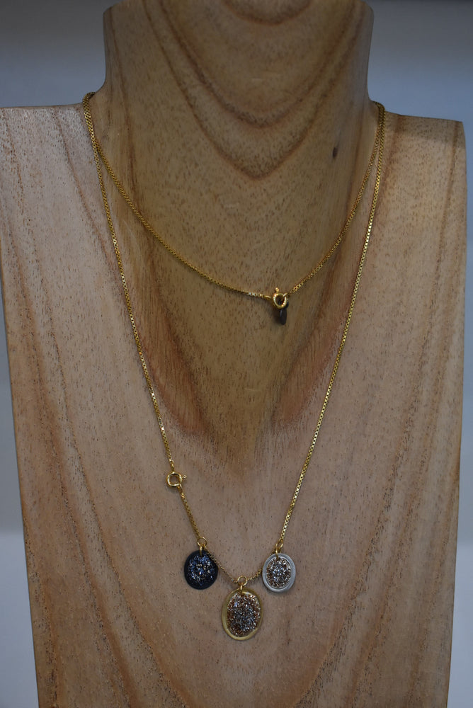 COLLIER 4