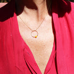 COLLIER LEO JAUNE