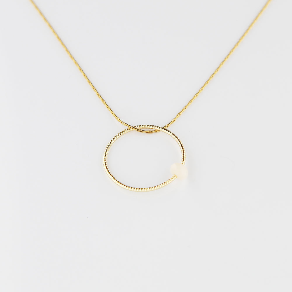 COLLIER LEO JAUNE